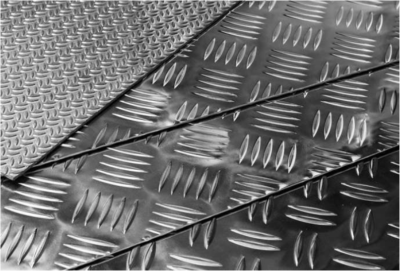 STEEL CHECKERED PLATE